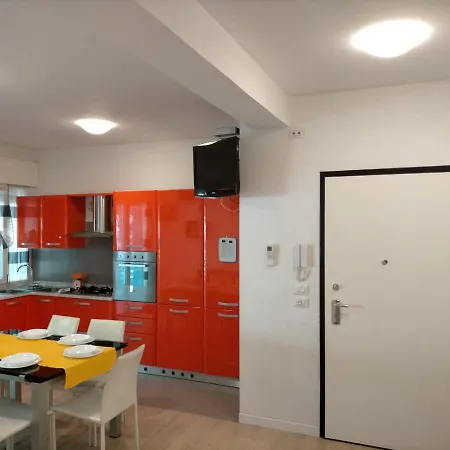 Jesolo Beach Apartment * ليدو دي يسولو